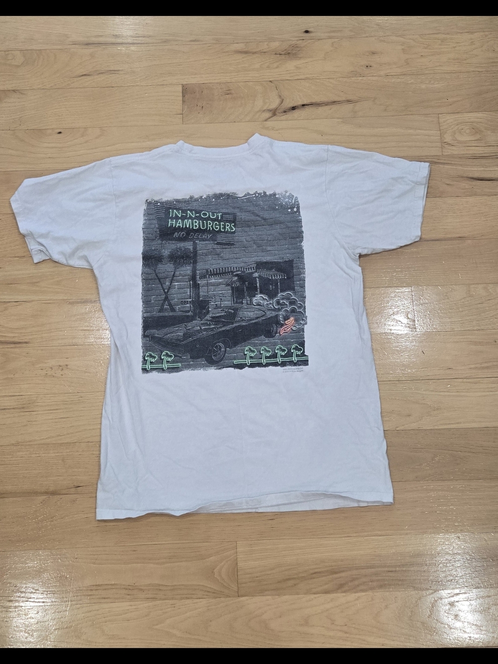 In-N-Out Hamburgers California Logo White Short Sleeve Tee Size M - Picture 5 of 6